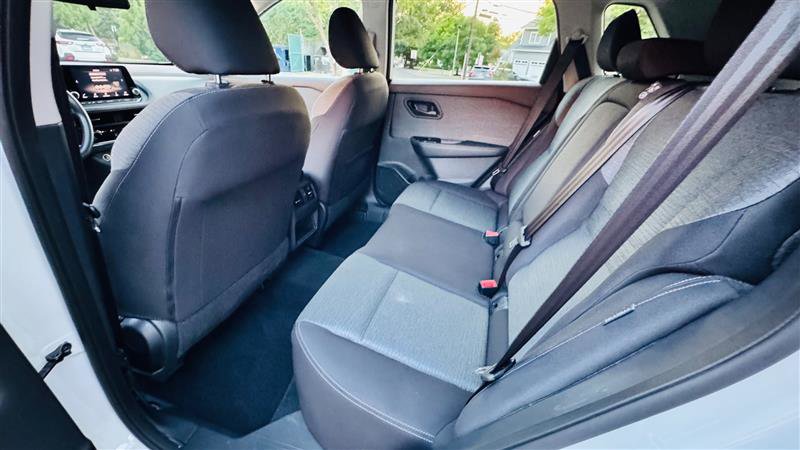 Used 2021 Nissan Rogue S FWD image 25