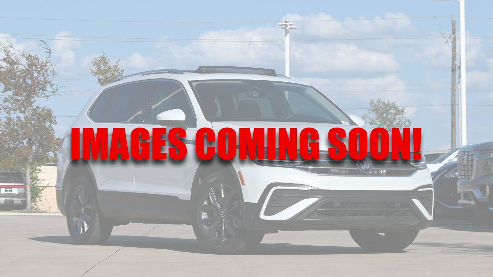 Used 2023 Volkswagen Tiguan SE