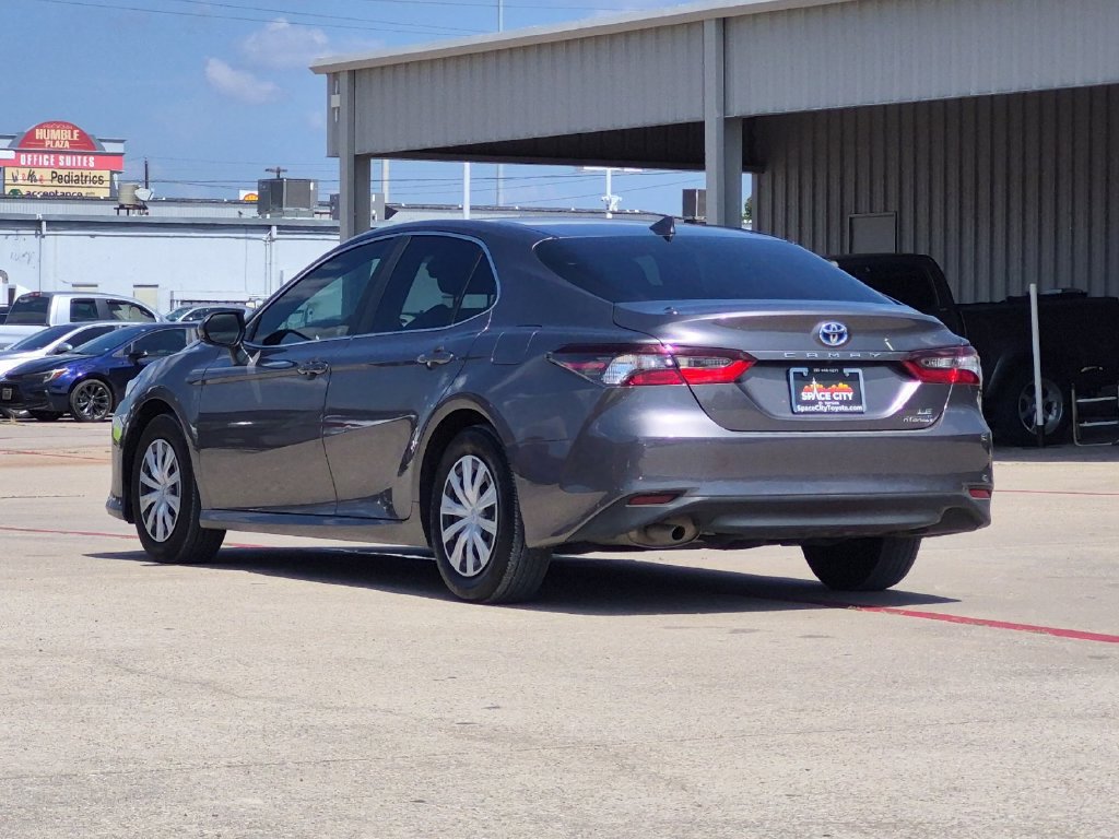 Used 2023 Toyota Camry LE FWD image 4