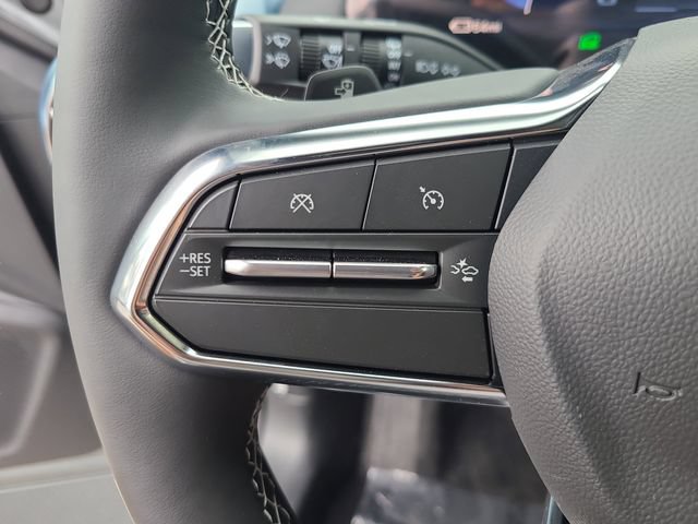 New 2026 Chevrolet Equinox EV LT w/ LPO, Blackout Package FWD image 14