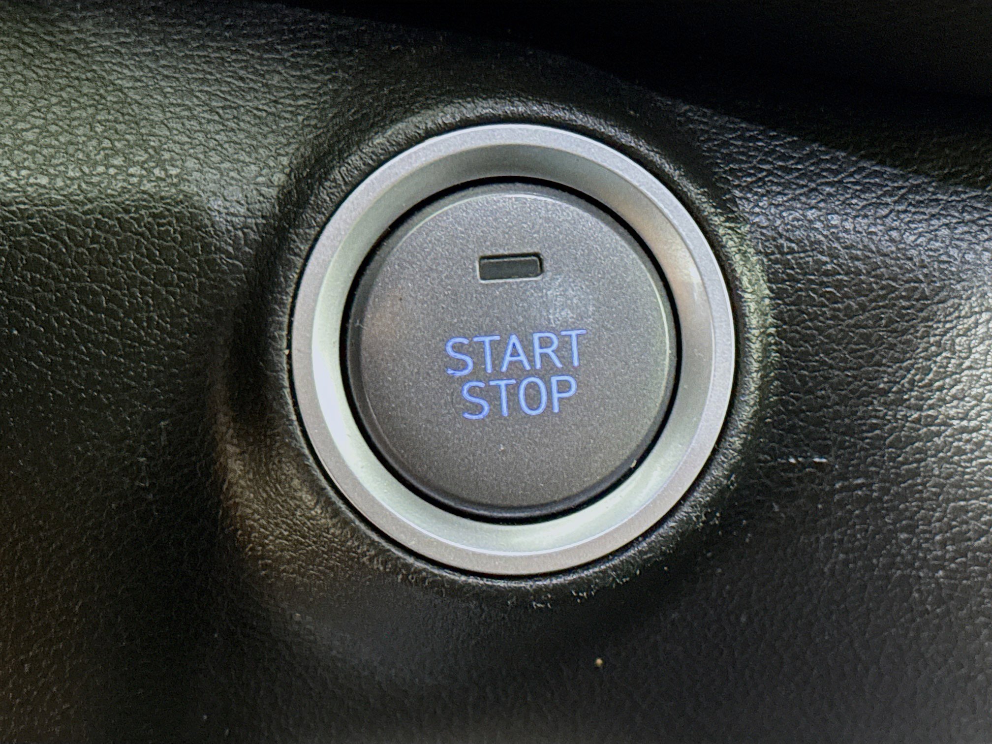 Used 2023 Hyundai Kona Limited image 21