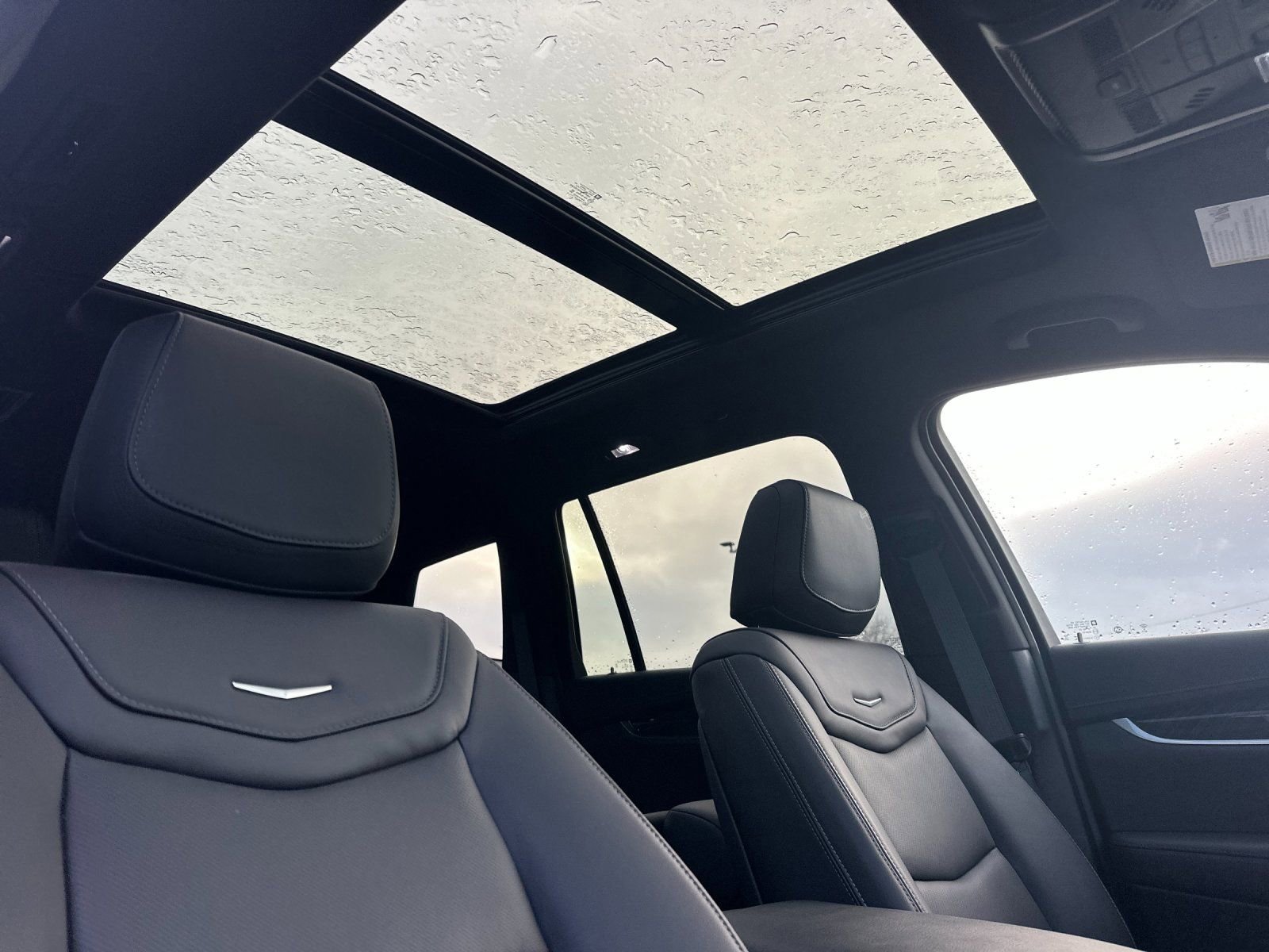 Used 2024 Cadillac XT6 Premium Luxury w/ Technology Package image 17