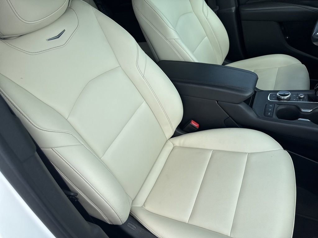 Used 2020 Cadillac XT4 Sport w/ Driver Awareness Package image 19