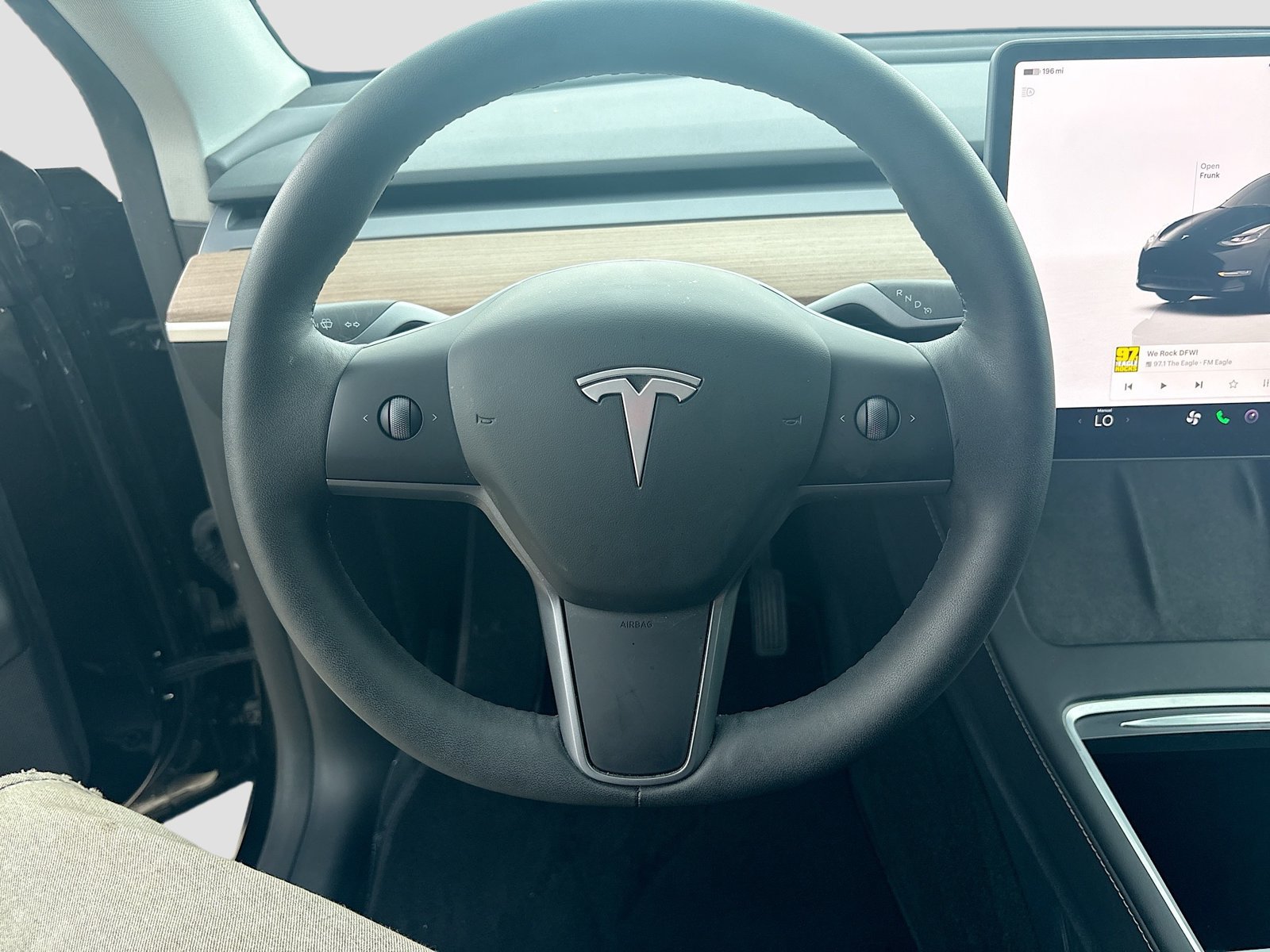 Used 2025 Tesla Model Y Long Range RWD image 10