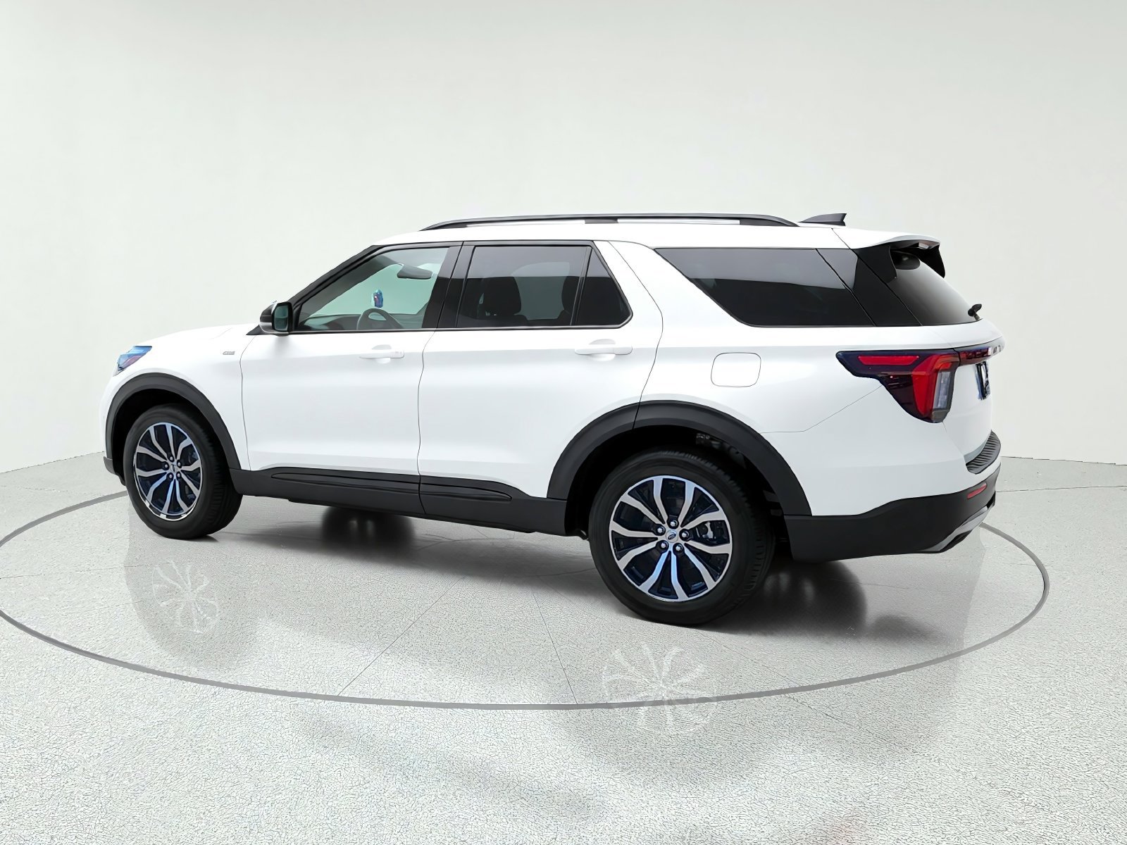 New 2026 Ford Explorer ST-Line AWD/4WD image 5