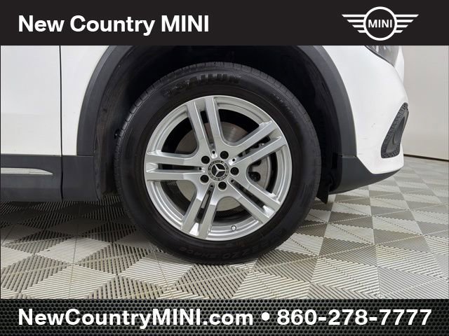 Used 2023 Mercedes-Benz GLA 250 4MATIC image 9