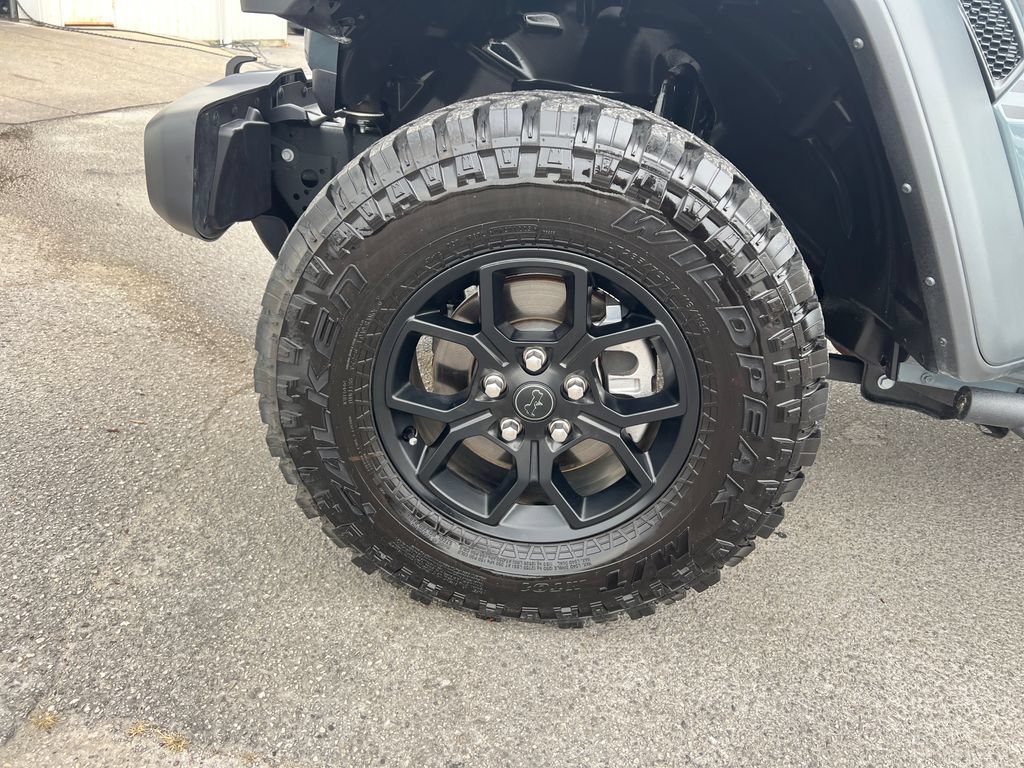 Used 2025 Jeep Wrangler Unlimited Sport AWD/4WD image 10