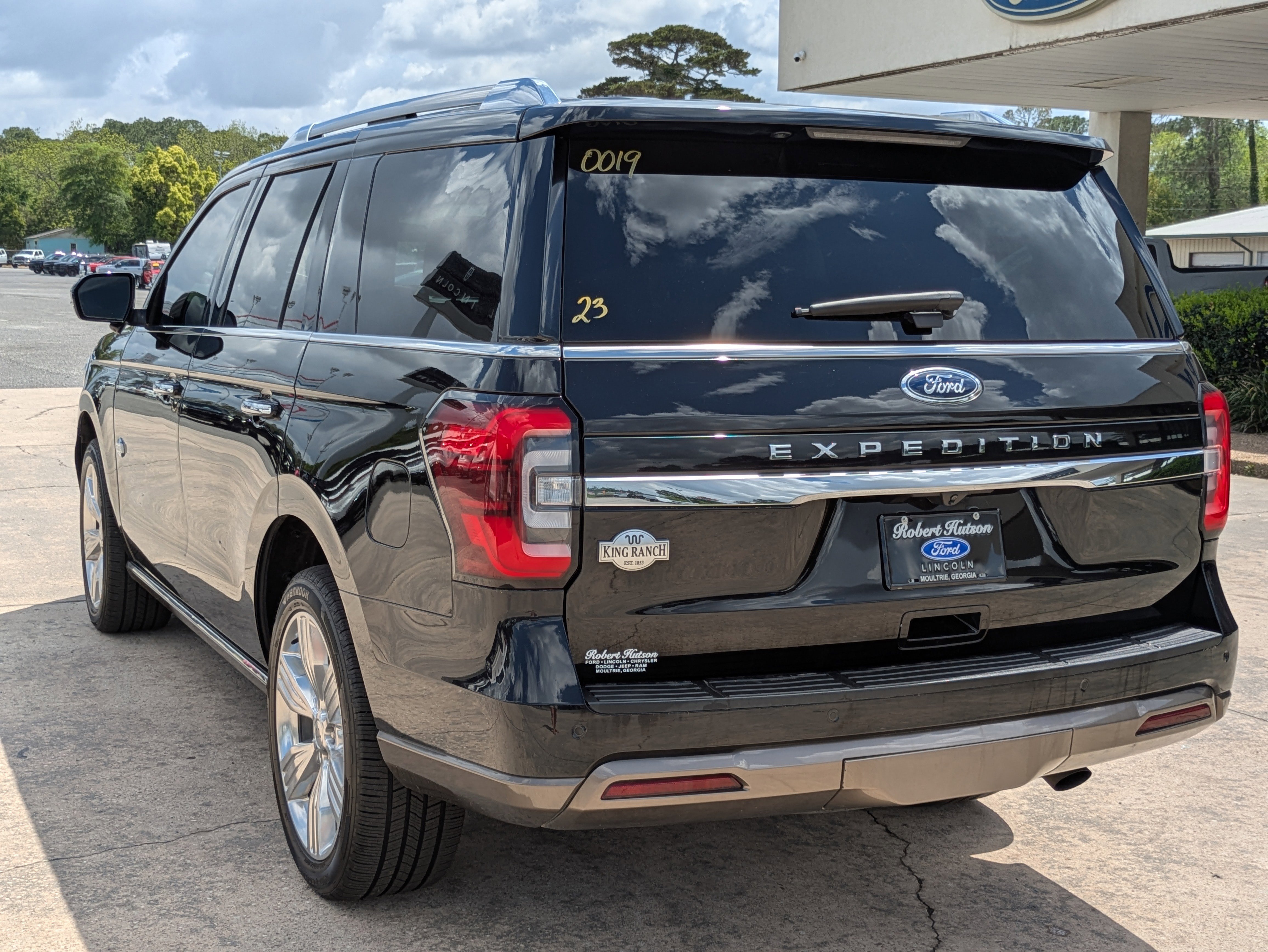 Used 2023 Ford Expedition King Ranch AWD/4WD image 8