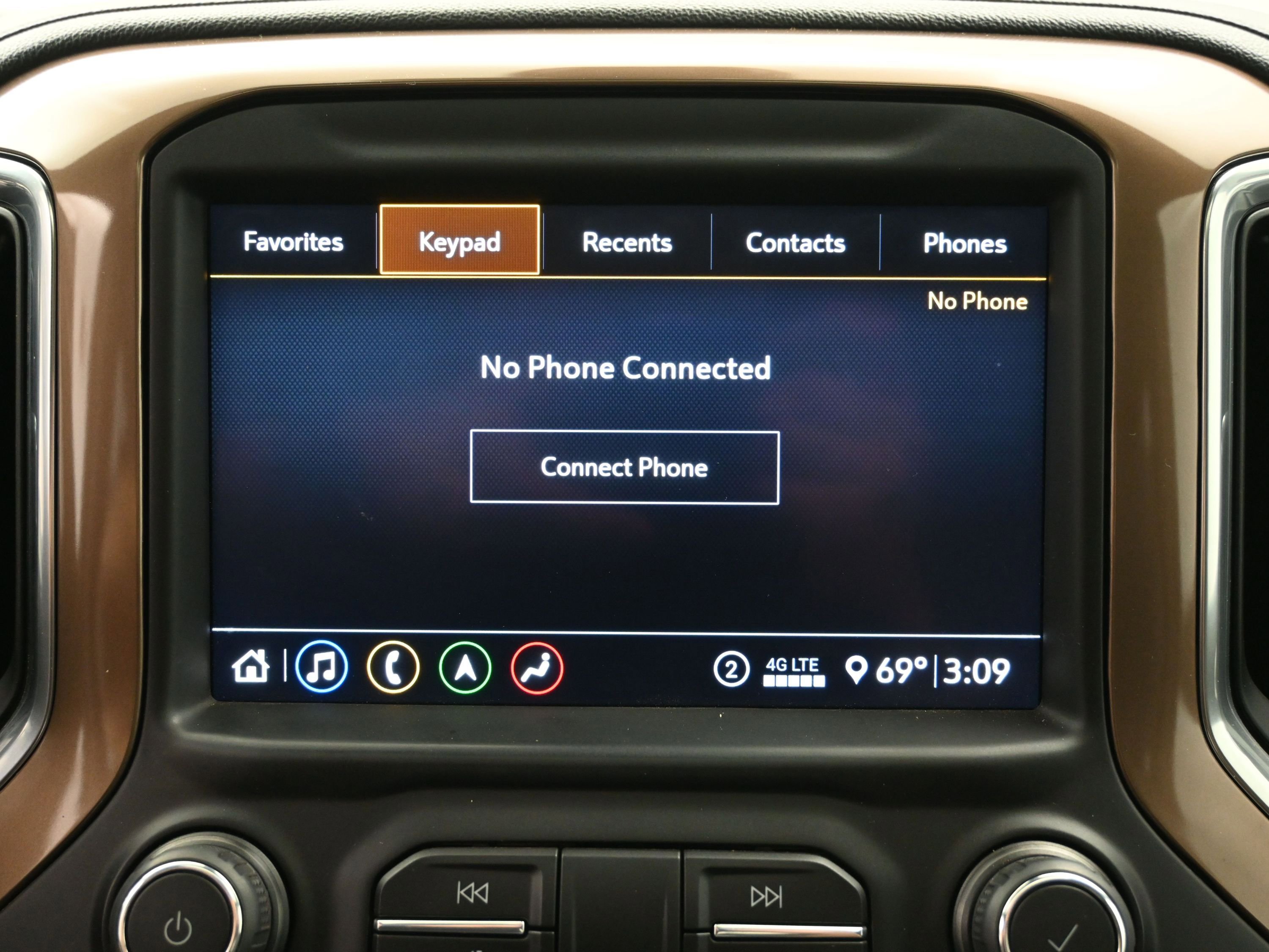 Used 2020 Chevrolet Silverado 2500 High Country w/ Z71 Off-Road Package image 33