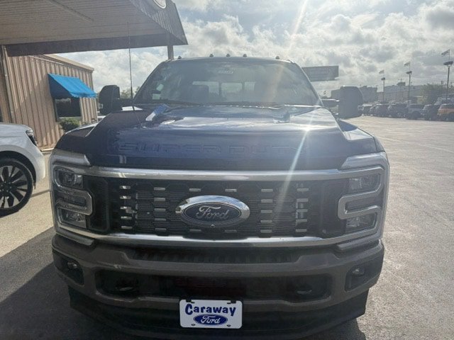 New 2026 Ford F350 King Ranch w/ FX4 Off-Road Package AWD/4WD image 3