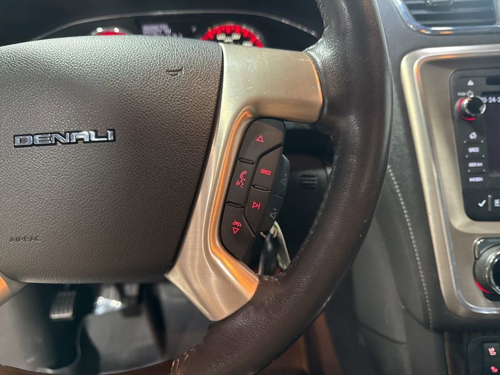 Used 2014 GMC Acadia Denali image 13