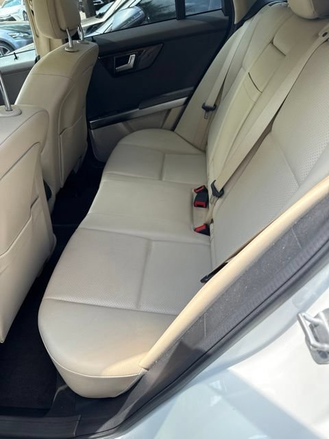 Used 2014 Mercedes-Benz GLK 350 4MATIC image 9