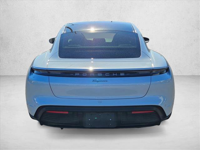 Used 2023 Porsche Taycan image 7