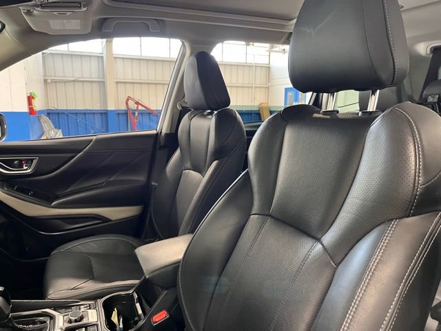 Used 2023 Subaru Forester Limited AWD/4WD image 21