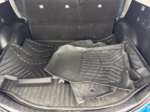 Used 2018 Toyota RAV4 XLE AWD/4WD image 25