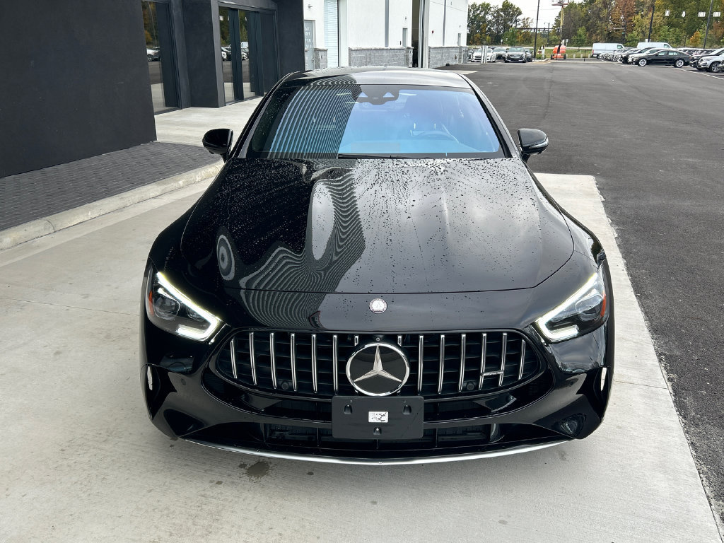 Used 2024 Mercedes-Benz AMG GT 63 image 3