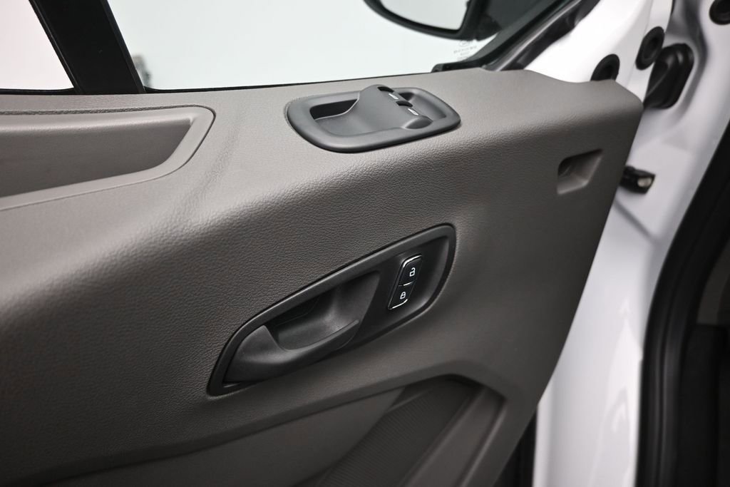 New 2026 Ford Transit 350 Low Roof RWD image 9