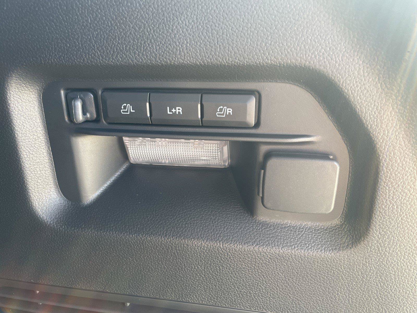 New 2026 Ford Explorer Tremor w/ Tremor Ultimate Package AWD/4WD image 26