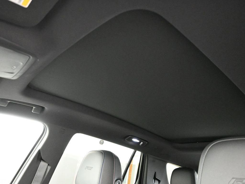 New 2026 Chevrolet Equinox RS w/ Convenience Package III image 19