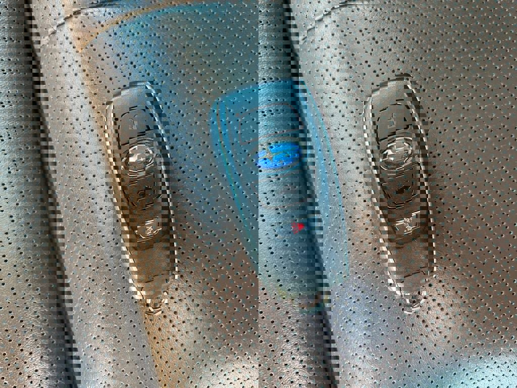 Used 2021 Subaru Outback Touring XT image 33