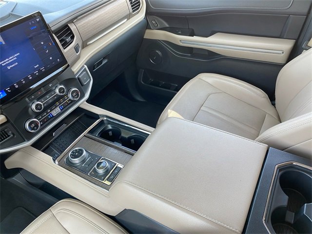 Used 2024 Ford Expedition Max Limited image 20