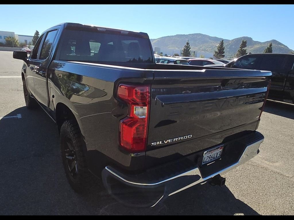 Used 2024 Chevrolet Silverado 1500 LT RWD image 6