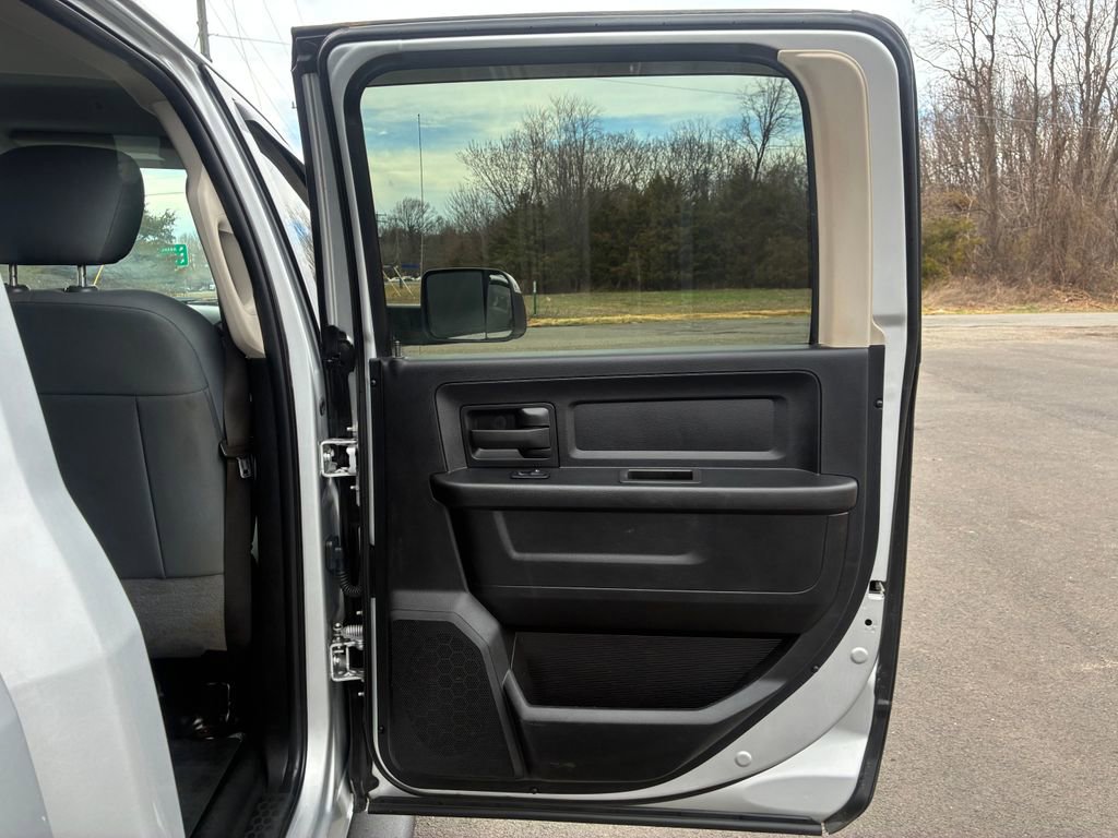 Used 2018 RAM 2500 Tradesman w/ Chrome Appearance Group AWD/4WD image 14