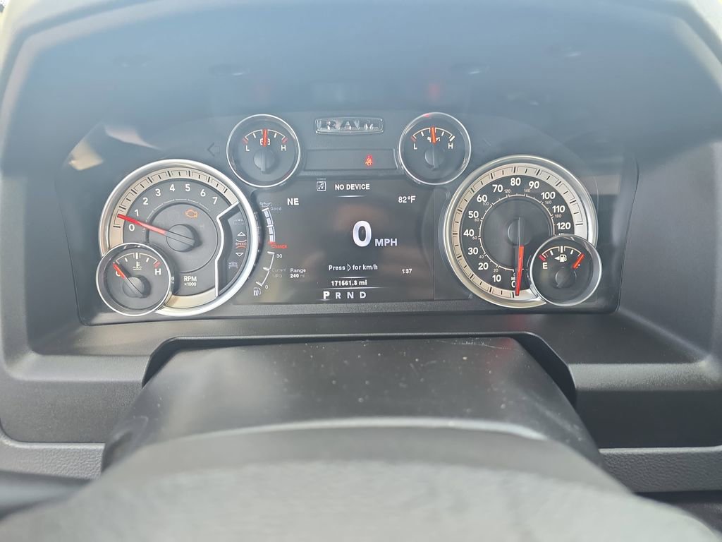Used 2014 RAM 1500 SLT AWD/4WD image 18