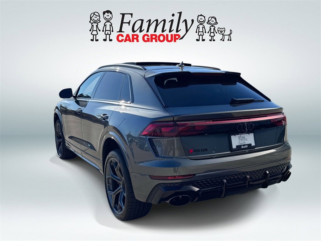 New 2026 Audi RS Q8 performance image 4