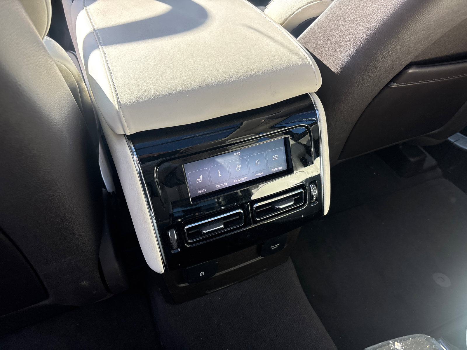 Used 2024 Lincoln Aviator Black Label w/ Jet Package image 32