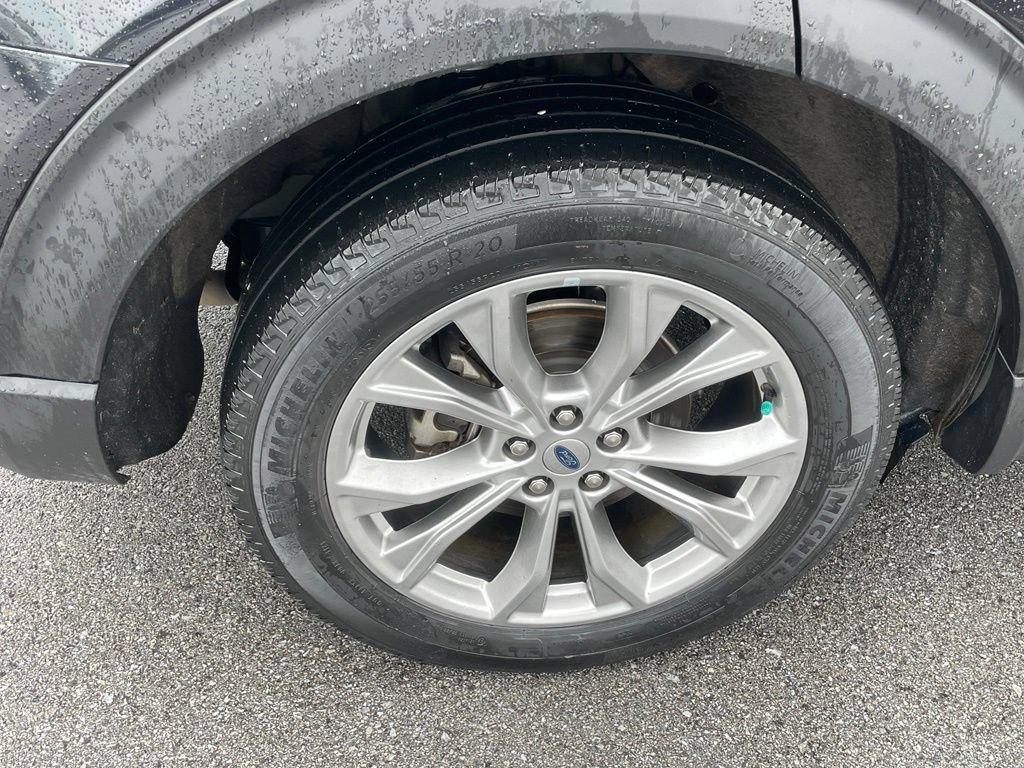 Used 2024 Ford Explorer Limited AWD/4WD image 34
