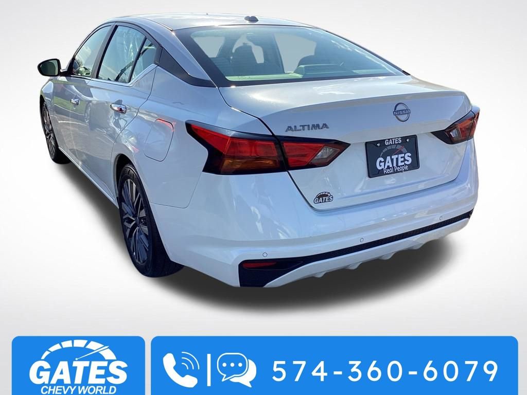 Used 2025 Nissan Altima 2.5 SV FWD image 6