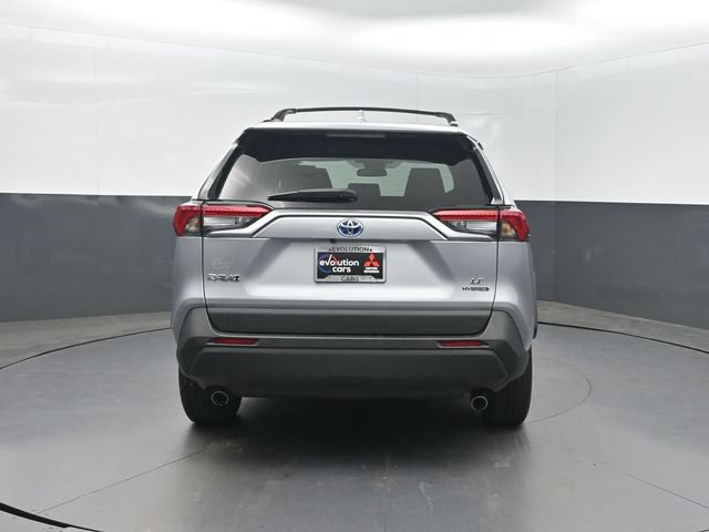 Used 2023 Toyota RAV4 LE AWD/4WD image 26