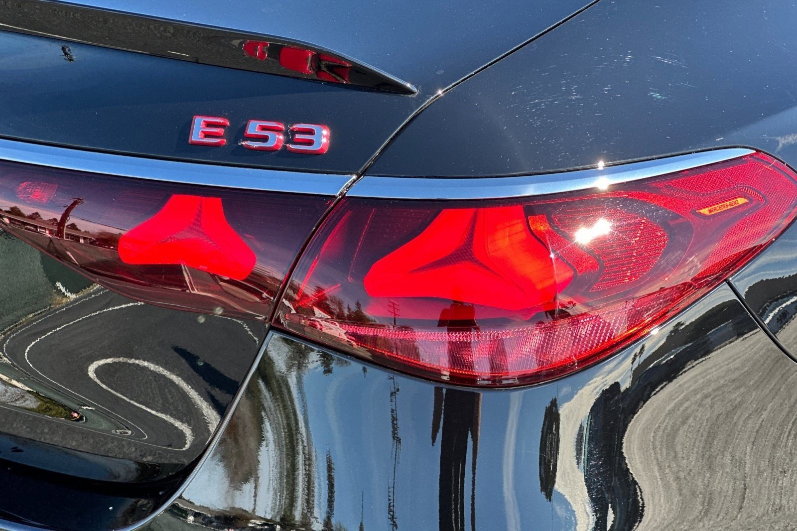 Used 2025 Mercedes-Benz E 53 AMG e 4MATIC Sedan image 13