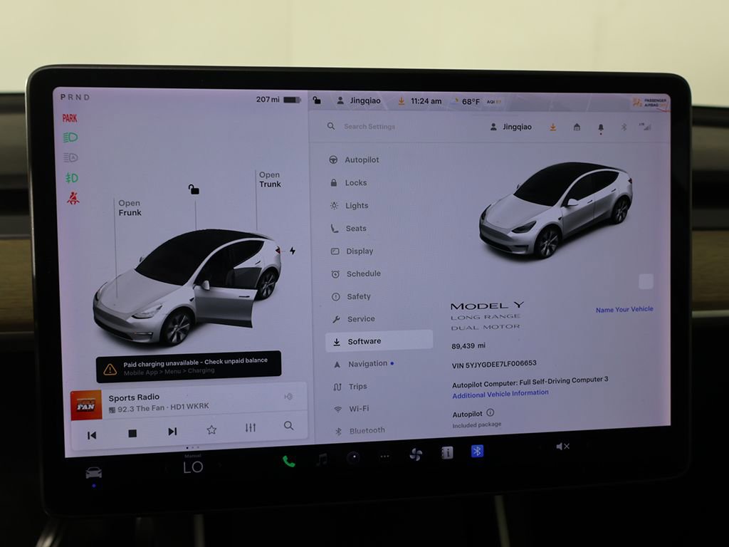 Used 2020 Tesla Model Y Long Range image 39