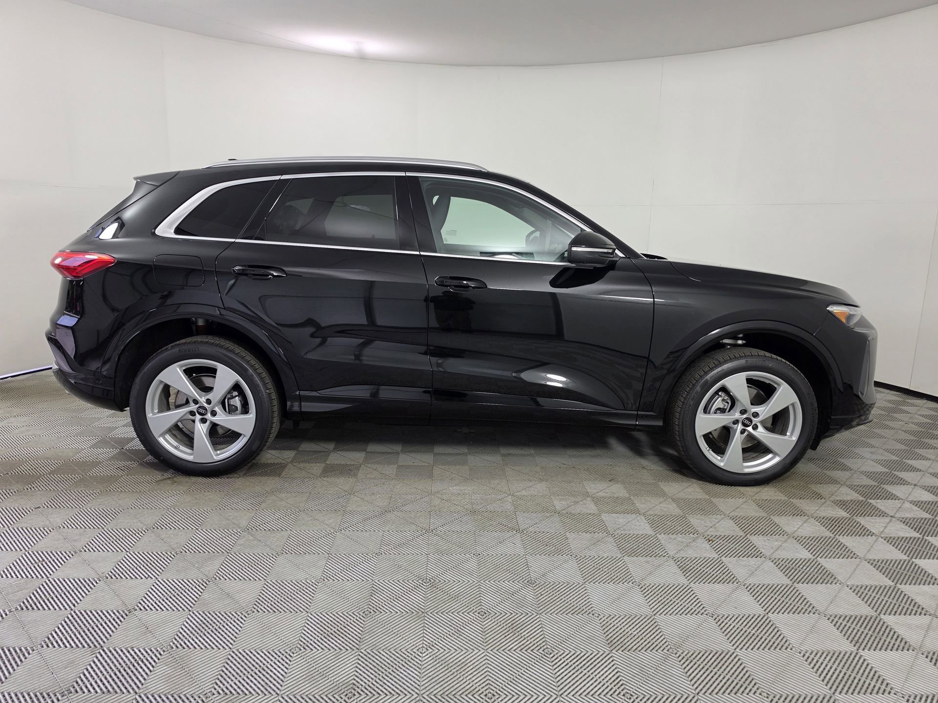 New 2026 Audi Q5 Premium Plus AWD/4WD image 8