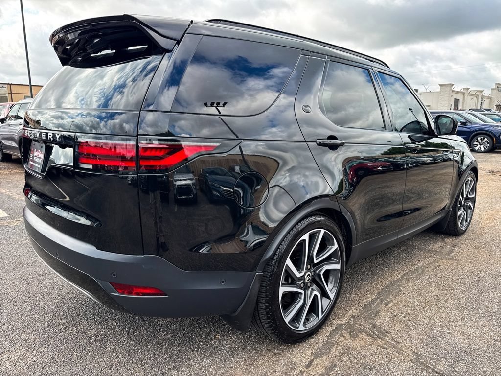 Used 2025 Land Rover Discovery S AWD/4WD image 4