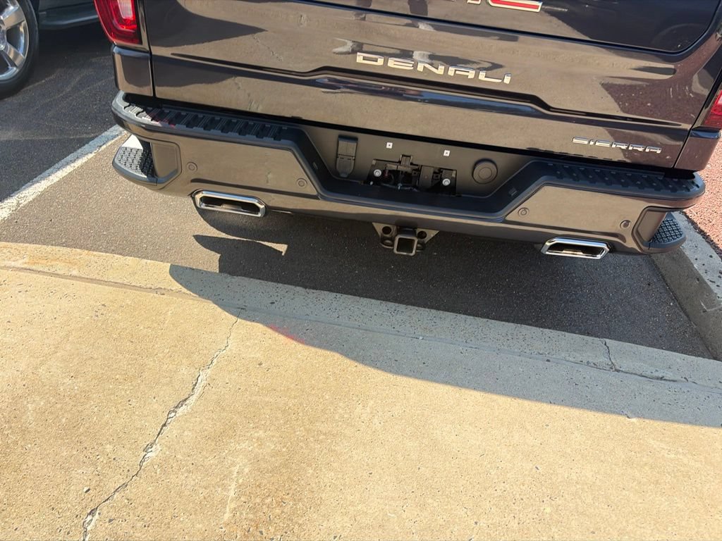 Used 2022 GMC Sierra 1500 Denali AWD/4WD image 13