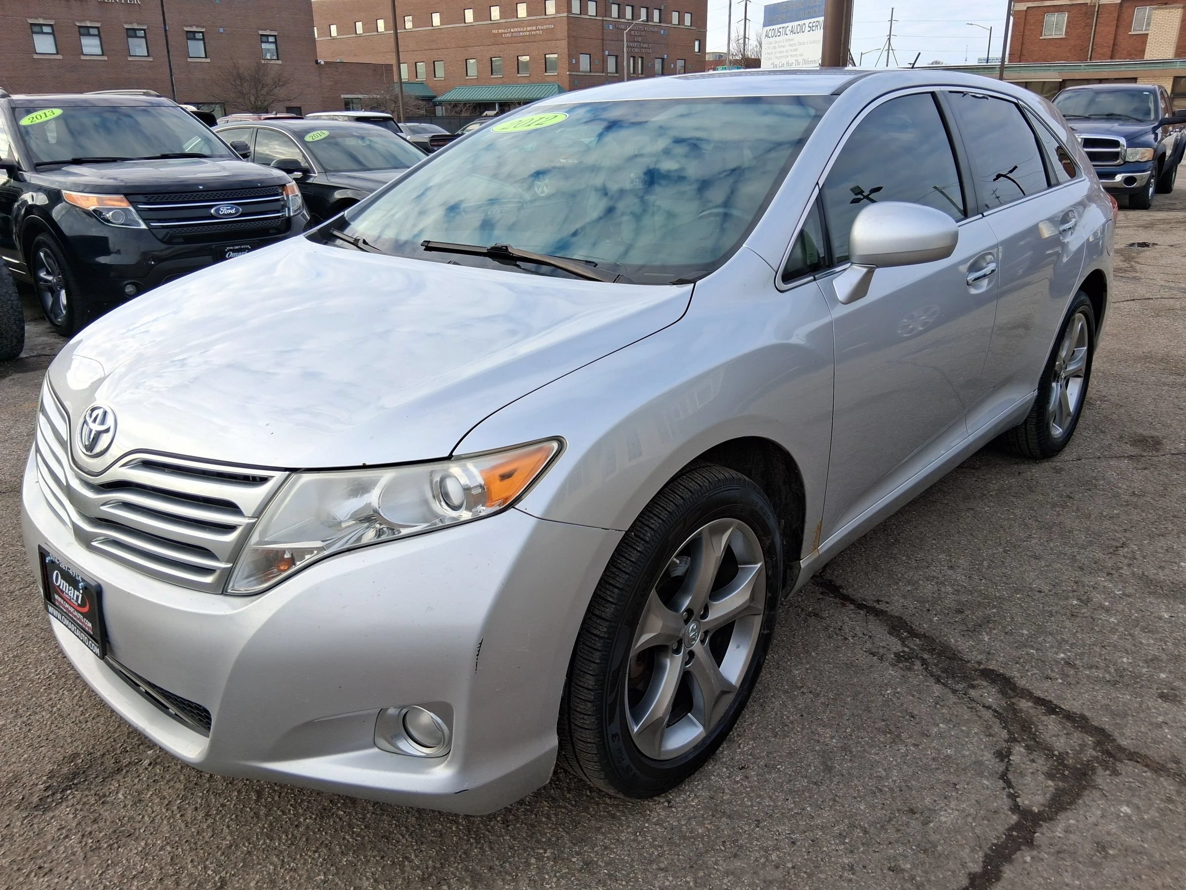 Used 2012 Toyota Venza XLE FWD image 4