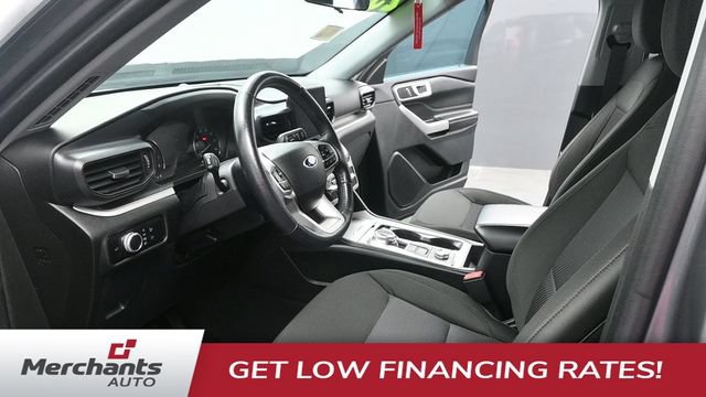 Used 2023 Ford Explorer XLT AWD/4WD image 15