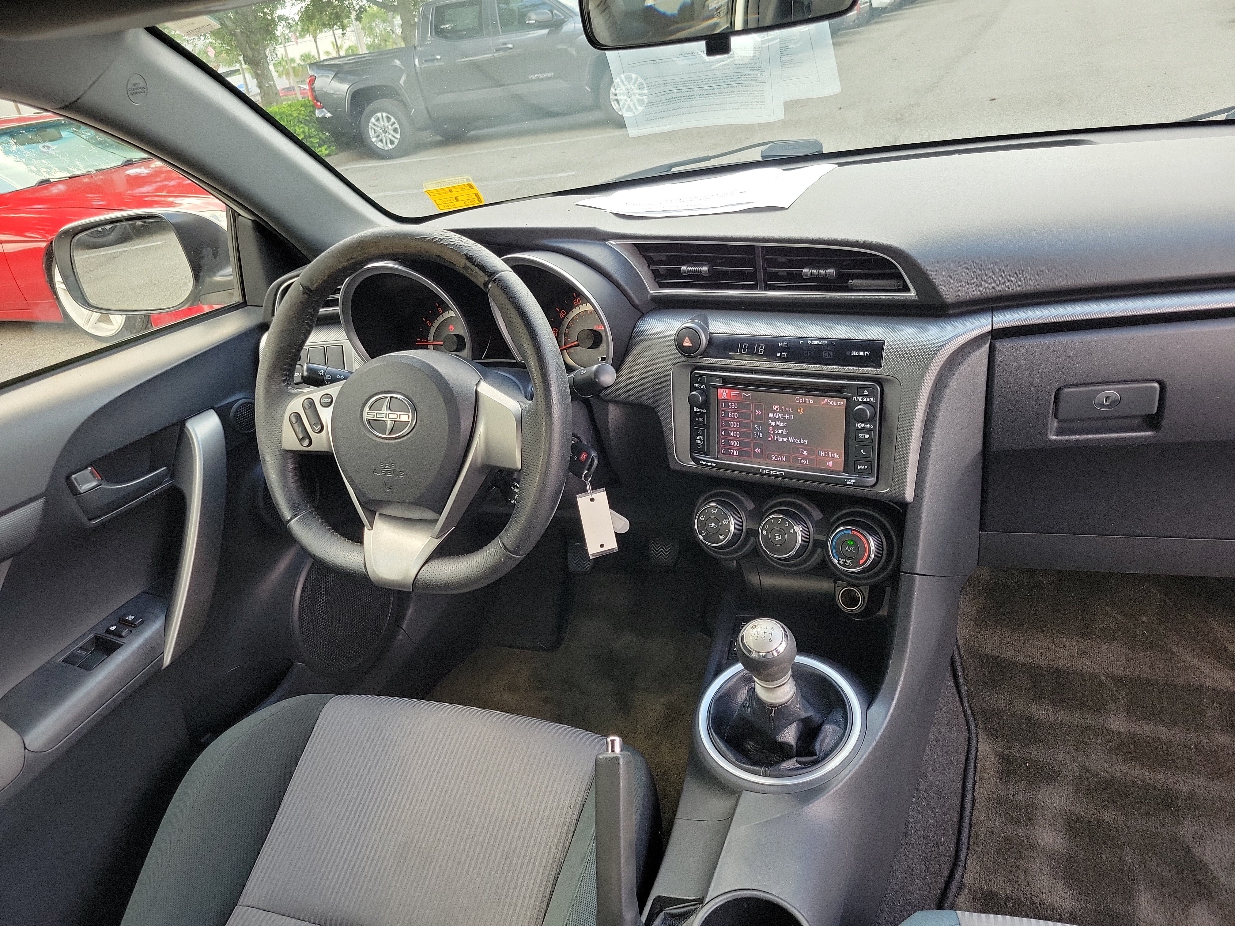 Used 2015 Scion tC FWD image 23