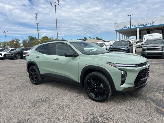 Used 2025 Chevrolet Trax ACTIV w/ Driver Confidence Package