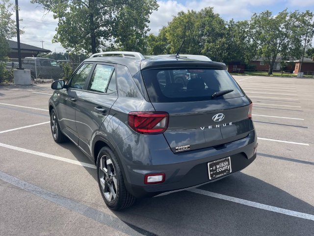 New 2026 Hyundai Venue SEL FWD image 3