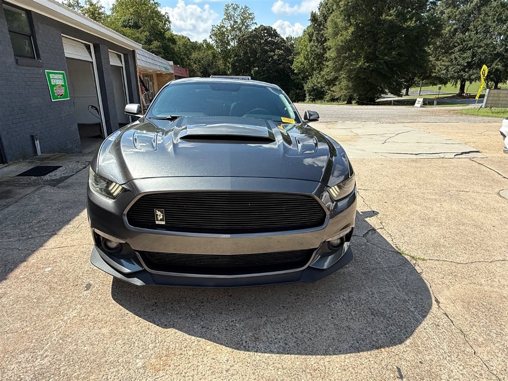 Used 2015 Ford Mustang GT RWD image 7