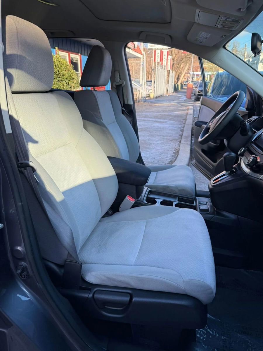 Used 2016 Honda CR-V EX image 10