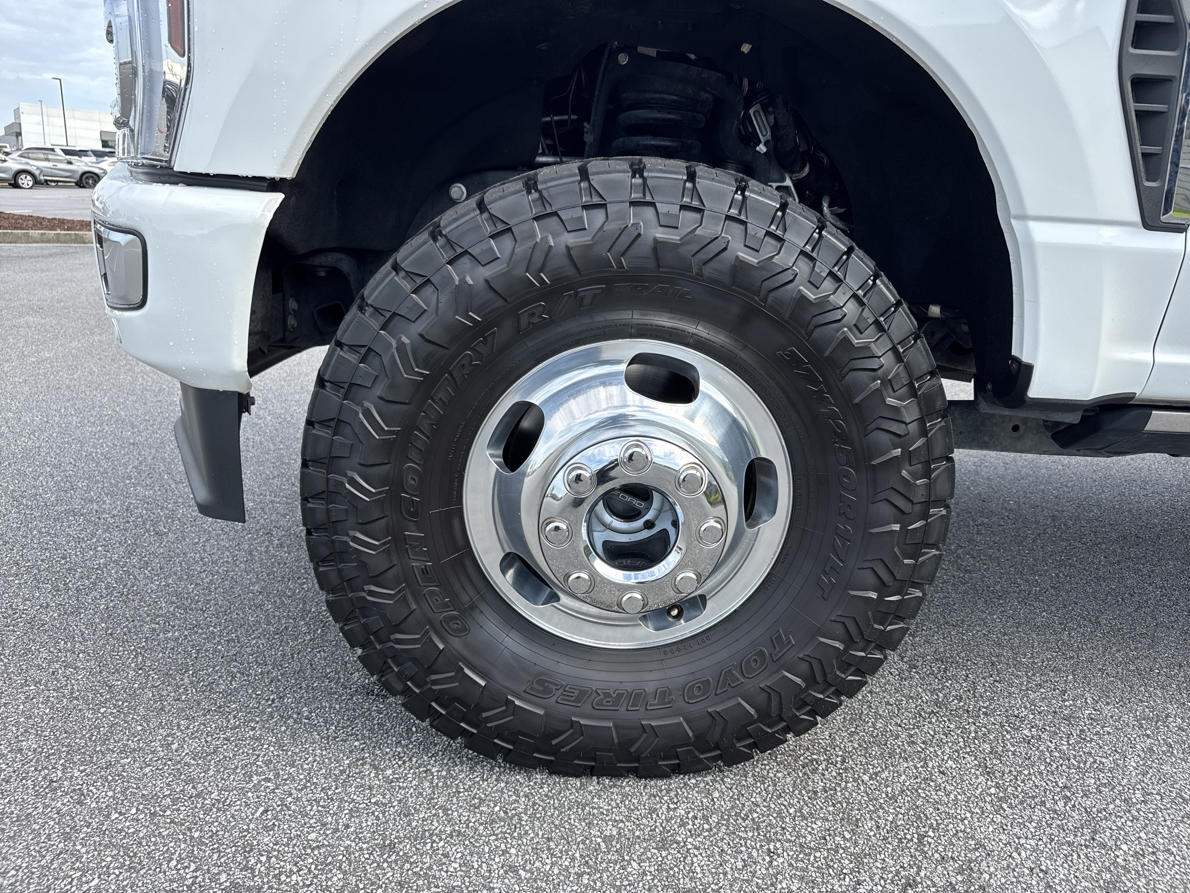 Used 2024 Ford F350 Platinum AWD/4WD image 14