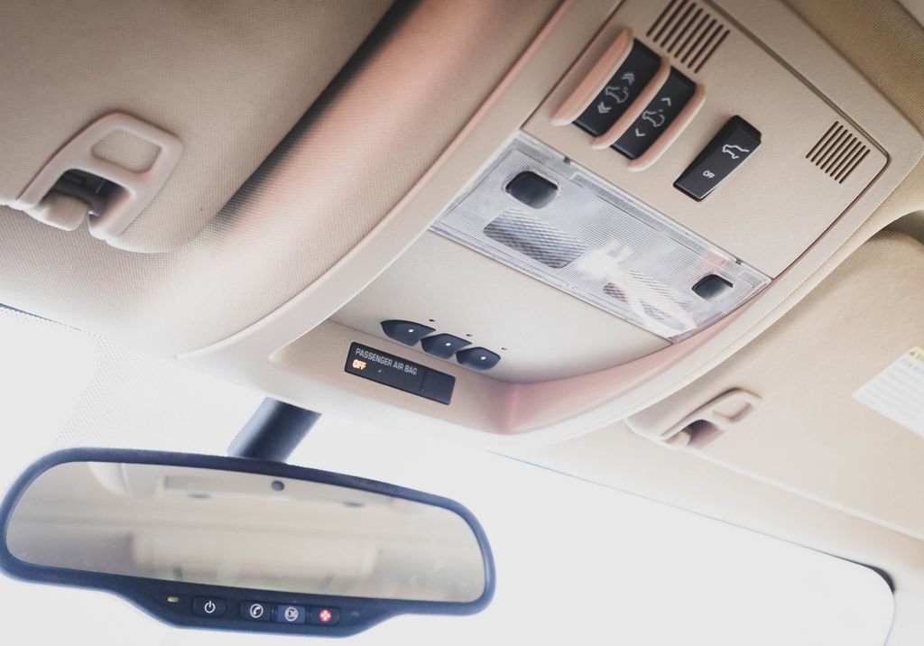 Used 2011 Chevrolet Suburban LTZ image 16