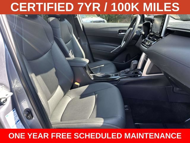 Used 2022 Toyota Corolla Cross XLE w/ Convenience Package AWD/4WD image 9