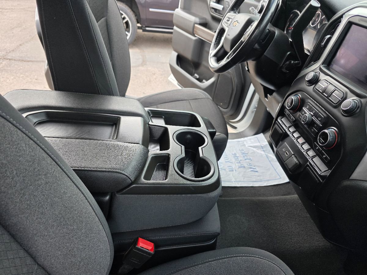 Used 2021 Chevrolet Silverado 1500 LT image 34