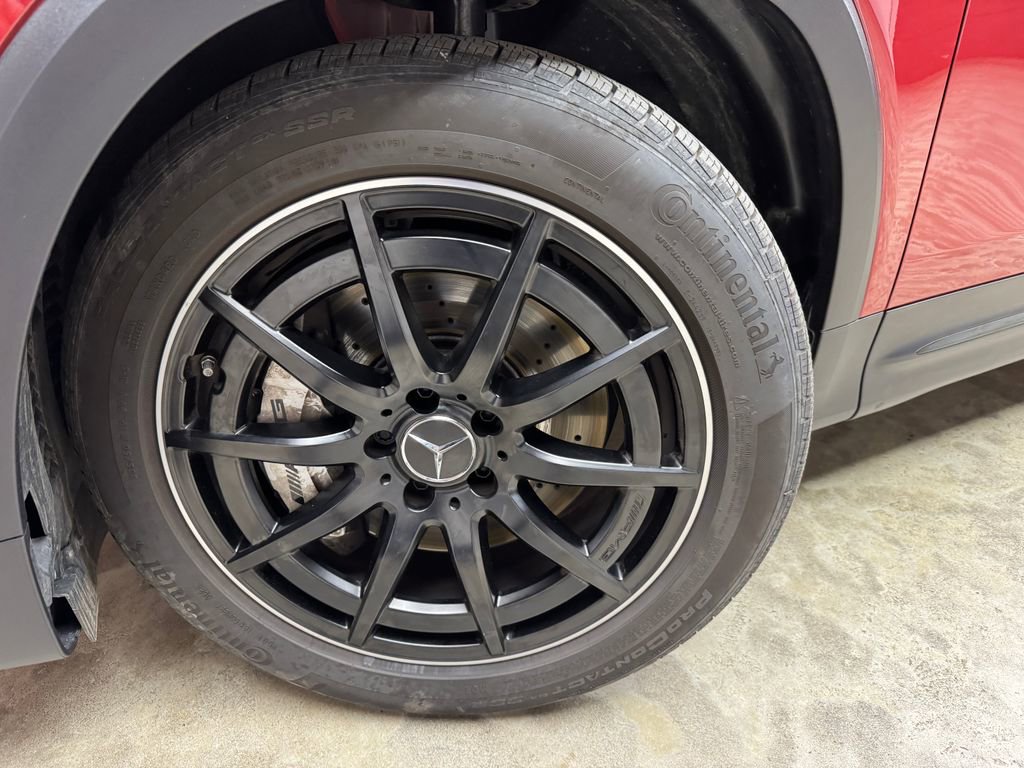 Used 2026 Mercedes-Benz GLB 35 AMG 4MATIC image 29